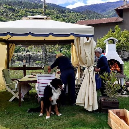 Appartamento Signorile Con Giardino Аоста Екстериор снимка